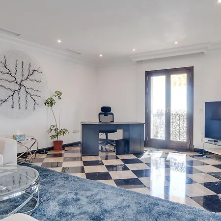 Oleholidays Pb 218 Primera Linea De Mar Puerto Banus Lejlighed